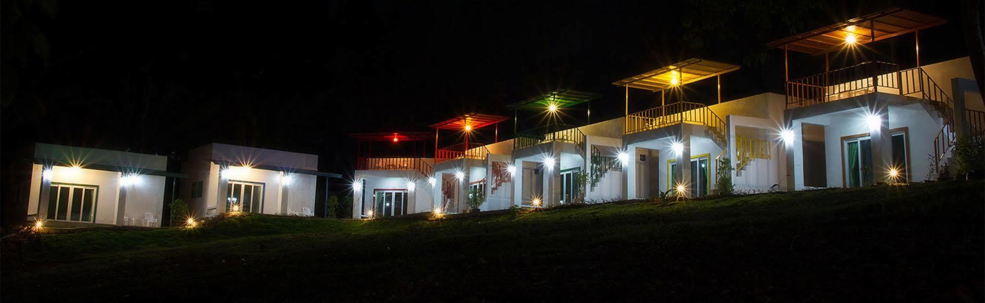 Hotel Keereelay Ko Lanta Exterior foto
