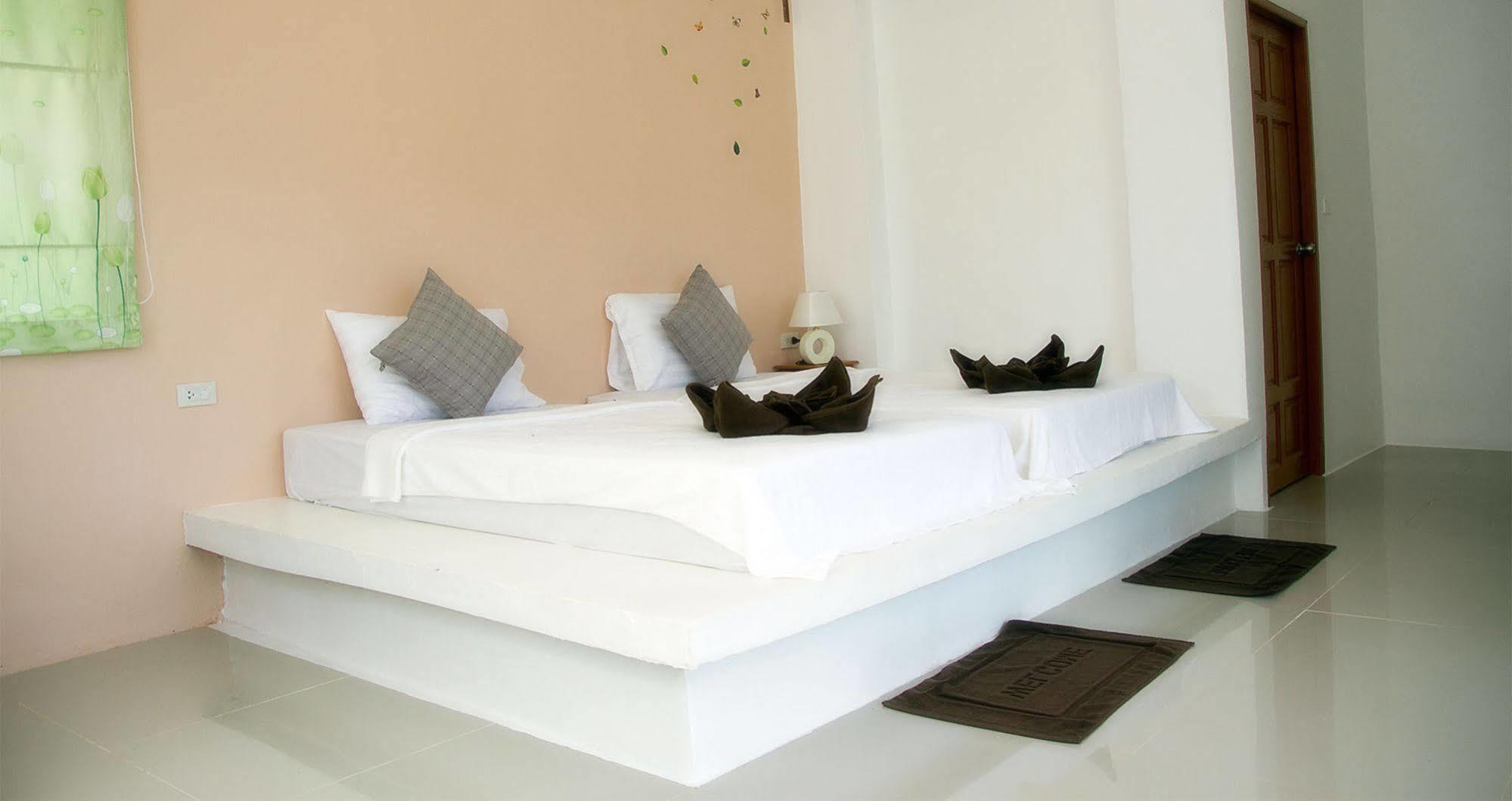 Hotel Keereelay Ko Lanta Exterior foto