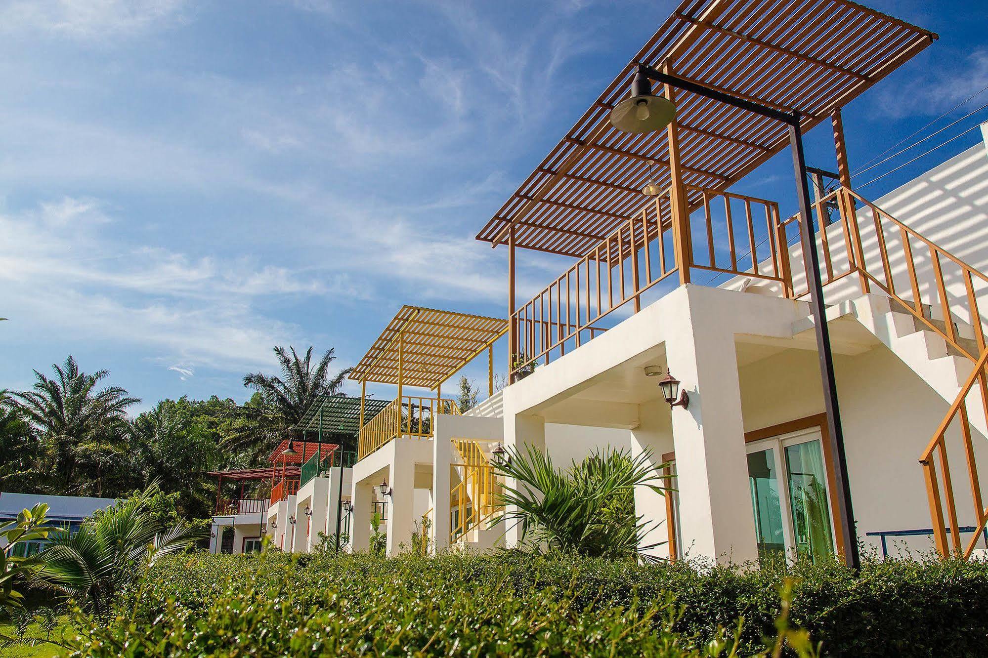 Hotel Keereelay Ko Lanta Exterior foto